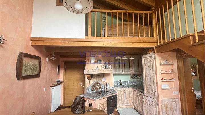 BORMIO affittiamo QUADRILOCALE con box
