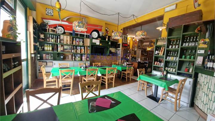 SENNA C. vendiamo muri RISTORANTE con B&B